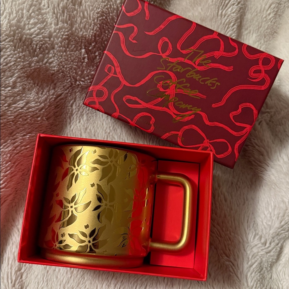 Starbucks Limited Edition Holiday 2025 Poinsettia Gold Mug